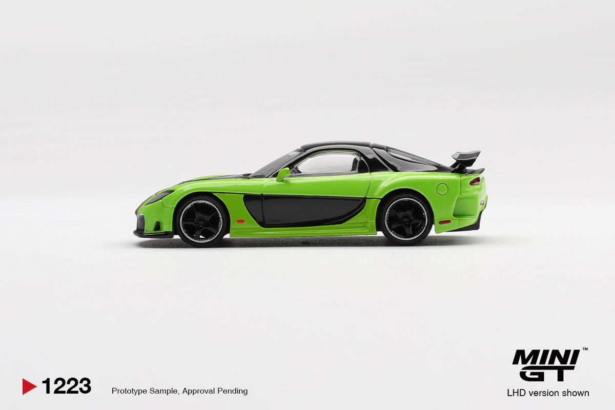 Mini GT #1223 - Mazda RX-7 VeilSide Fortune7, Green | 1:64