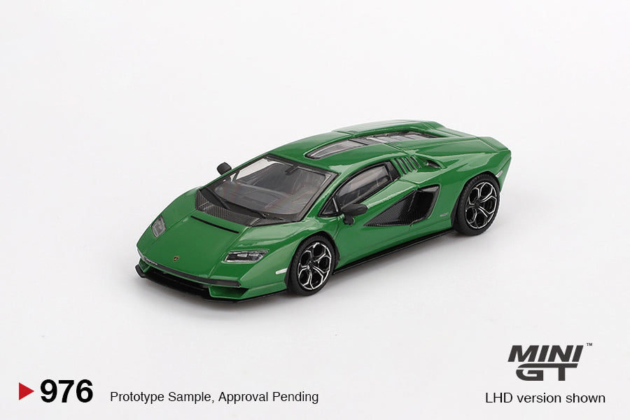 Mini GT #976 - Lamborghini Countach LPI 800-4, grün | 1:64