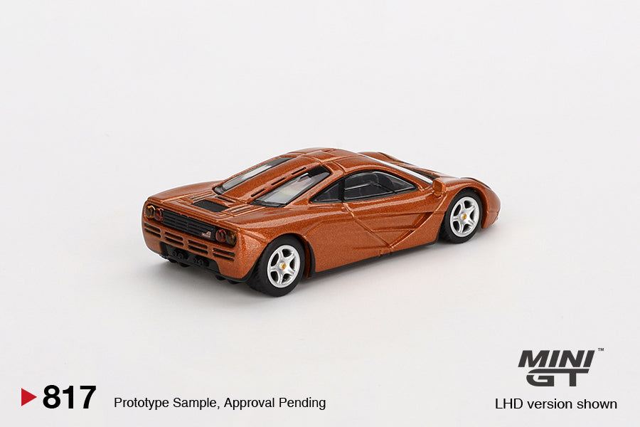 Mini GT #817 - McLaren F1, orange | 1:64