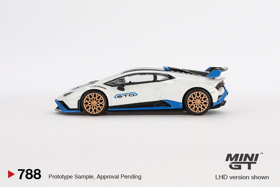 Mini GT #788 - Lamborghini Huracan STO, weiß/blau | 1:64