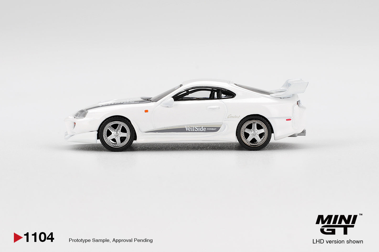 Mini GT #1104 - Toyota Supra VeilSide Combat V-I, White | 1:64