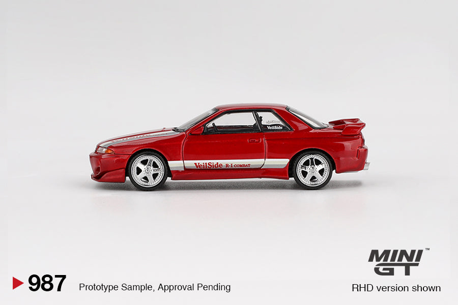 Mini GT #987 - Blister Nissan Skyline GT-R (R32) Veilside Combat C-I, rot | 1:64