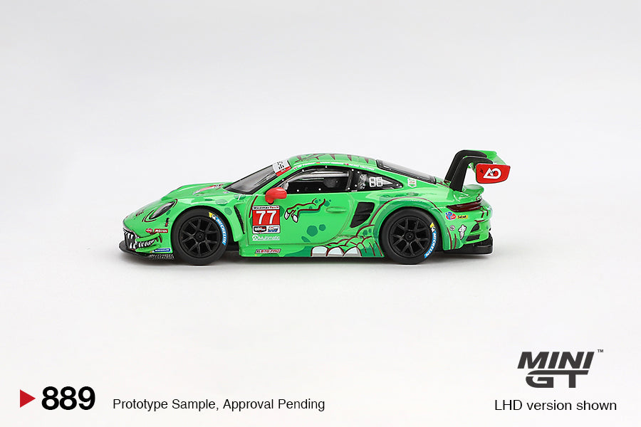 Mini GT #889 - Porsche 911 (992) GT3R #77 AO Racing Daytona 24 HRS 2nd Place, grün | 1:64