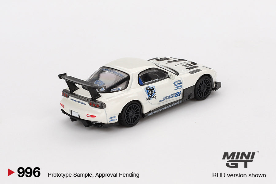 Mini GT #996 - Mazda RX7 (FD3S) Itosyoukai Rei-Gouki with Re Amemiya, weiß/blau | 1:64