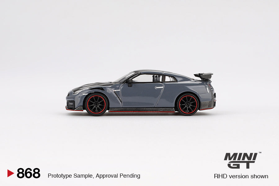 Mini GT #868 - Nissan GT-R (R35) Nismo, grau | 1:64