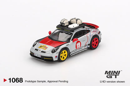 Mini GT #1068 - Porsche 911 (992) Dakar *Uncle Rally*, various | 1:64