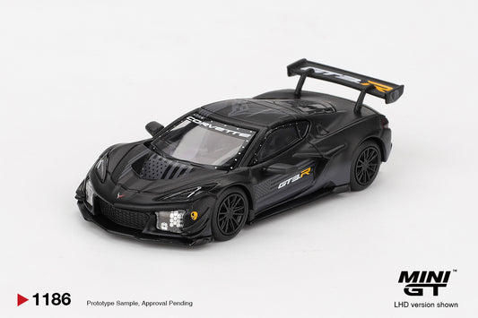 Mini GT #1186 - Chevrolet Corvette Z06 GT3.R Road America, Test car | 1:64