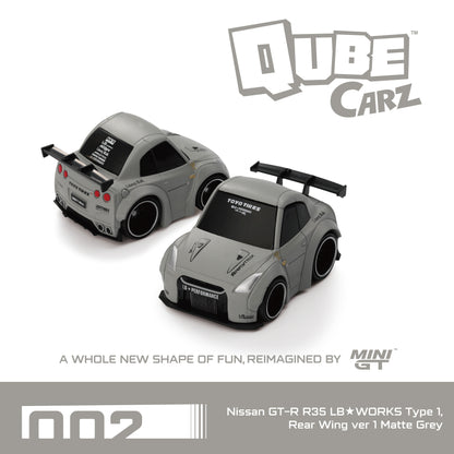 Mini GT - QubeCarz Sealed Case of 6 Cars inkl. CHANCE auf CHASE! | 1:64