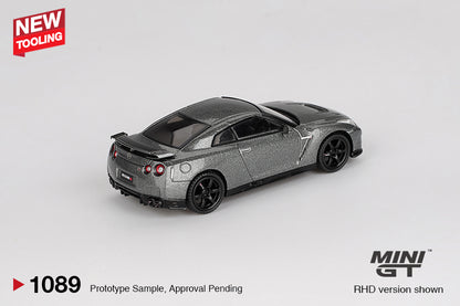 Mini GT #1089 - Nissan GT-R 2013 NISMO R35 CRS Version, Dark Metal Gray | 1:64