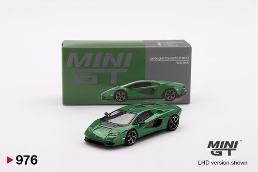 Mini GT #976 - Lamborghini Countach LPI 800-4, grün | 1:64