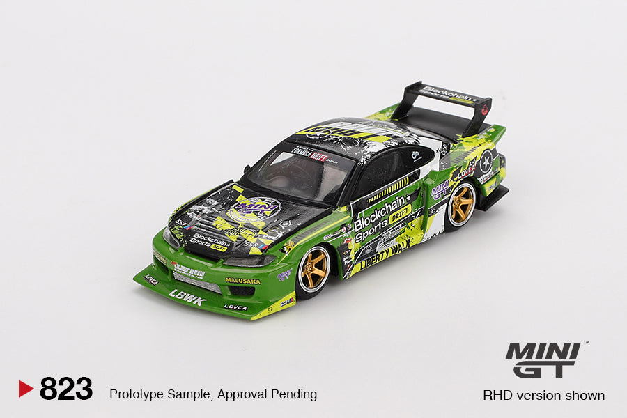 Mini GT #823 - Nissan Silvia S15 LB-Super Silhouette #555 V2 Formula Drift Japan, green/yellow | 1:64