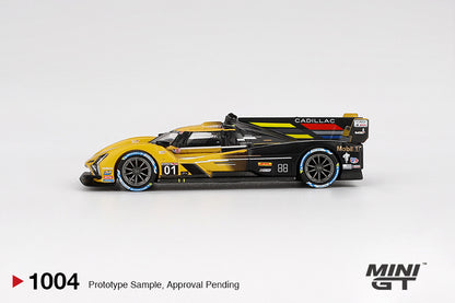 Mini GT #1004 - Cadillac V-Series.R #01 Cadillac Racing IMSA Sebring 12 Hrs, gelb/schwarz | 1:64