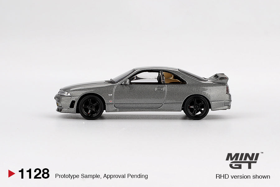 Mini GT #1128 - NISSAN Skyline GT-R, Dark Metal Gray (NISMO BCNR33 CRS Version) | 1:64