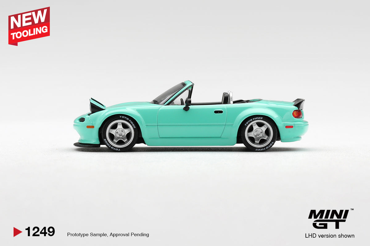 Mini GT #1249 - Mazda MX-5 (NA) Pandem Mint Green | 1:64