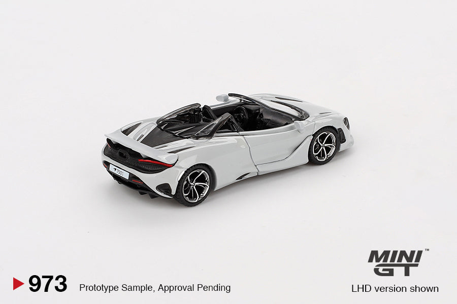 Mini GT #973 - McLaren 750S Spider Cirrus, grau | 1:64