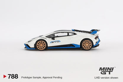 Mini GT #788 - Lamborghini Huracan STO, weiß/blau | 1:64