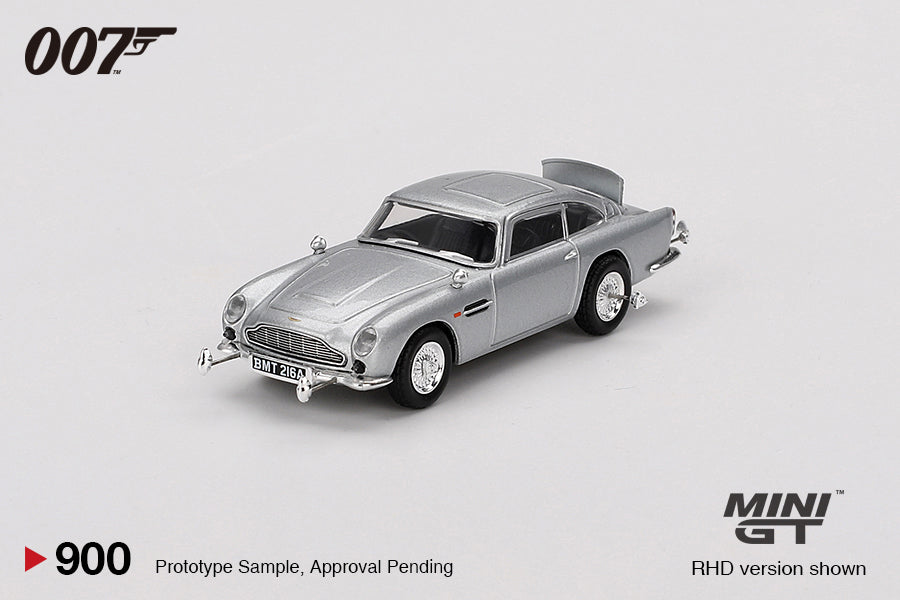 Mini GT #900-007E - 1965 Aston Martin DB5 Goldfinger English Blister | 1:64