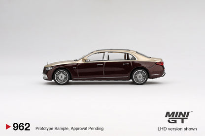 Mini GT #962 - Mercedes-Maybach S680, gold/rot | 1:64