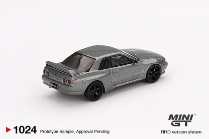 Mini GT #1024 - Nissan Skyline GT-R (Nismo BNR32 CRS Version), dark metal gray | 1:64