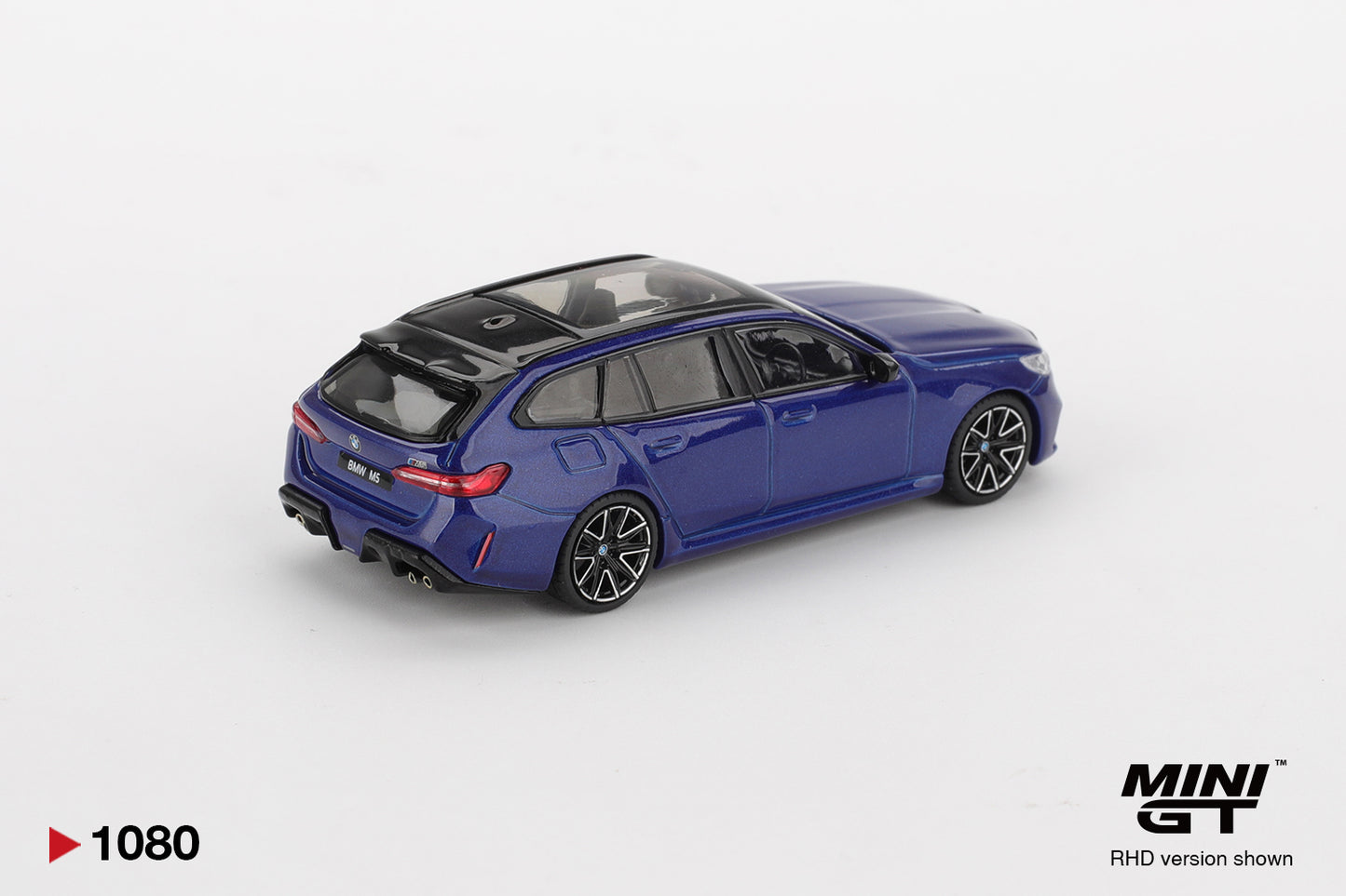 Mini GT #1080 - BMW M5 (G99) Touring, Marina bay blue metallic | 1:64
